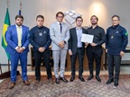 BRAZIL: A moment of strong emotion in the celebration of ICD 2025, when the sons of our colleague, Antonio José Araújo Filho, who lost his life in a tragic accident in duty, received the WCO Certificate of Merit from the Special Secretary of the Federal Revenue and the Under-Secretary of Customs Administration. Antonio's role in Customs surveillance was marked by exemplary dedication and the constant search for innovative and efficient solutions to face the challenges posed by his duties.