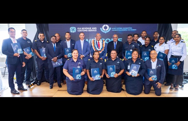 FIJI: Here is a group photo taken at DCI 2025 with the Prime Minister of Fiji, Hon. Sitiveni Ligamamada Rabuka, the Chairman of the Board of the Fiji Revenue and Customs Service (FRCS), Mr. Malakai Naiyaga, and the Director General of the FRCS, Mr. Udit Singh, together with the FRCS officers who have just been awarded the WCO Certificates of Merit.