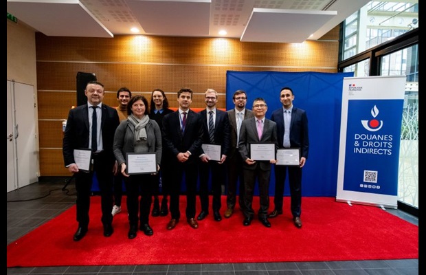 FRANCE: A highlight of the ICD 2025 celebration was the awarding of WCO Certificates of Merit to some Customs officials stationed throughout France in recognition of their outstanding work in promoting the image of a “Customs Delivering on its Commitment to Efficiency, Security and Prosperity”. The photo shows 8 recipients who took part in the ceremony presided over by Mr. Florian Colas, Director General, at the Headquarters of the Directorate General.