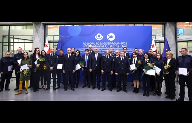 GEORGIA: Group photo with Customs officers holding their Certificates of Merit received in recognition of their excellent performance in their duties.