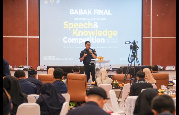INDONESIA: On ICD 2025, the Directorate General of Customs and Excise hosted the inaugural Speech Competition, aimed at enhancing the understanding of global trade and Customs issues among Customs officers. Out of 32 participants, Mr. Renaldi Simarmata from the Soekarno-HaLa Customs and Excise Office won the competition with his engaging speech titled “The Challenges and Opportunities Arising from the Growing Number of Free Trade Agreements and the Spaghetti Bowl Effect”.